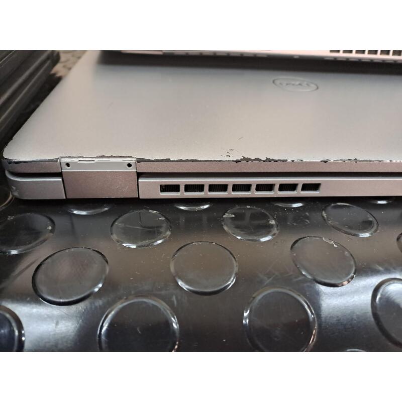 Portátil Reacondicionado Dell Latitude 5320 I5-1145g7 16gb 256gb 13.3"Fhd Tactil W11 Pro Instalado Grado B/C Teclado Italiano 1 Año De Garantia