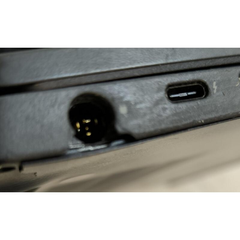 Portatil Reacondicionado Dell Latitude 7400 I5-8365u 8gb 256ssd 14"Fhd W11pro Solo Carga Por Usb C Instalado Teclado Español Garantia 1 Año