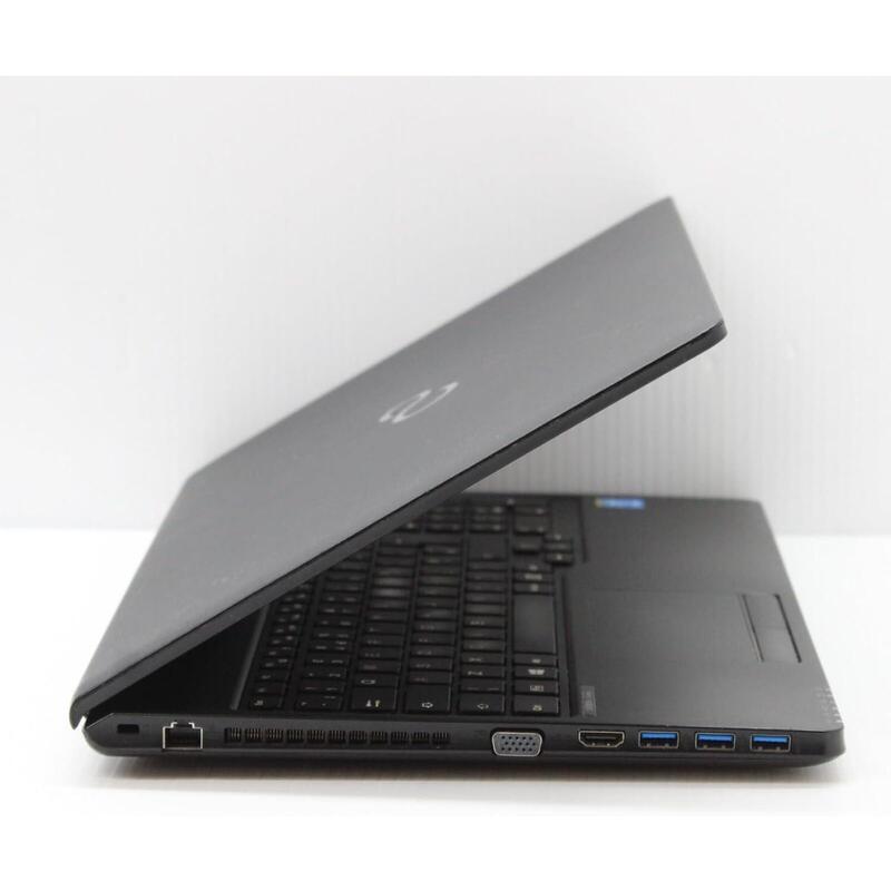Portatil Reacondicionado Fujitsu Lifebook A555 14" I3-5005u 8gb 240gb Ssd W10 Pro Instalado Teclado Español 1 Año De Garantia