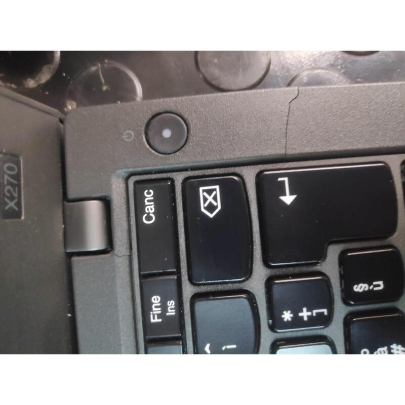 Portatil Reacondicionado Lenovo Thinkpad X270 12.5"Fhd Táctil I5-7300u 8gb Ram 256 Gb Ssd W11pro Instalado Teclado Italiano  Taras Estéticas 1 Año De Garantia